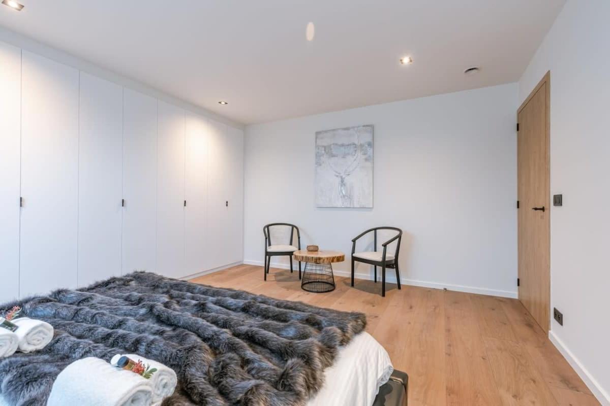 Huswell - Luxurious Apartment With Parking Beernem Zewnętrze zdjęcie