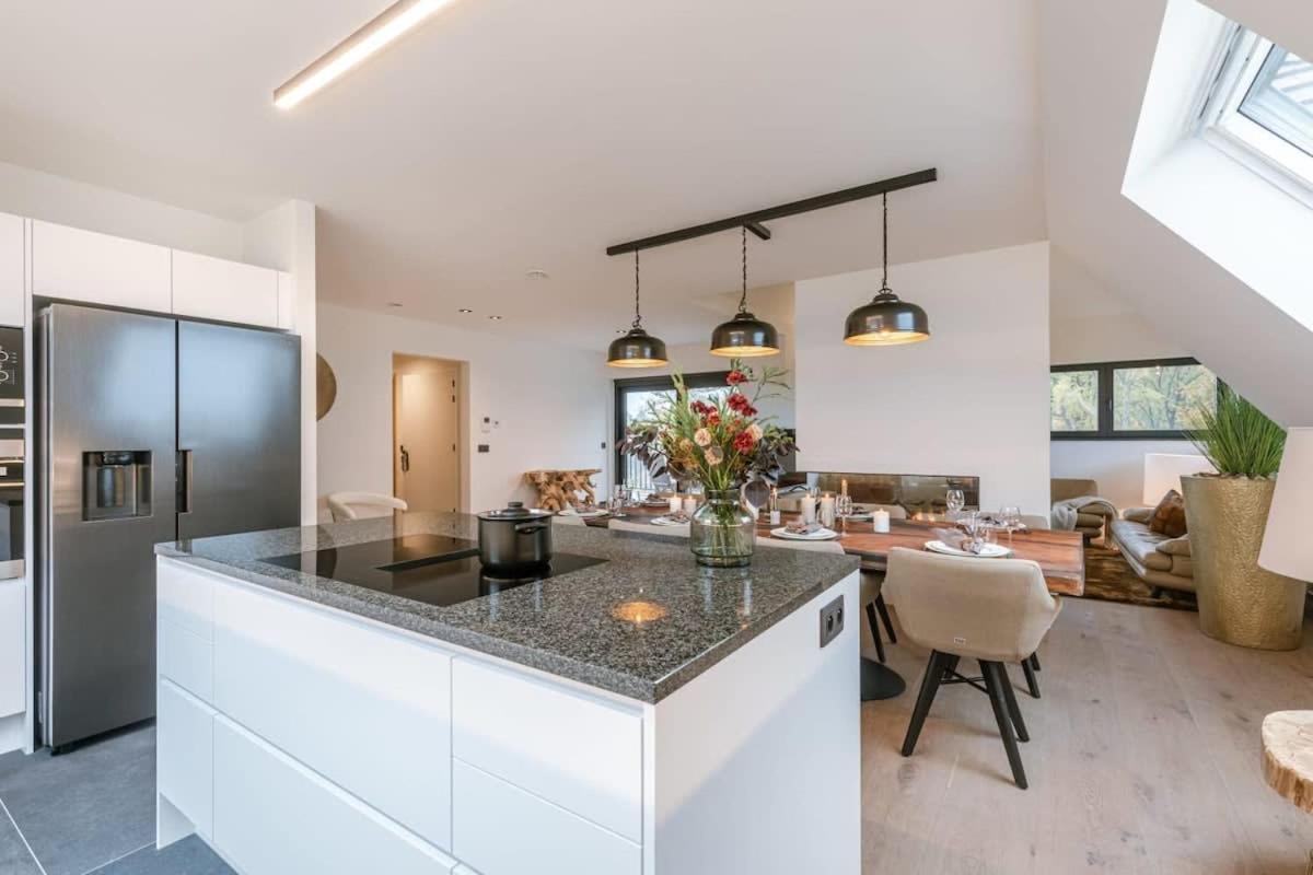 Huswell - Luxurious Apartment With Parking Beernem Zewnętrze zdjęcie