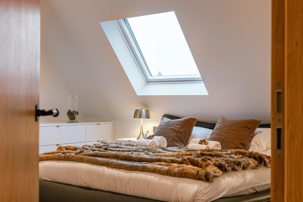 Huswell - Luxurious Apartment With Parking Beernem Zewnętrze zdjęcie